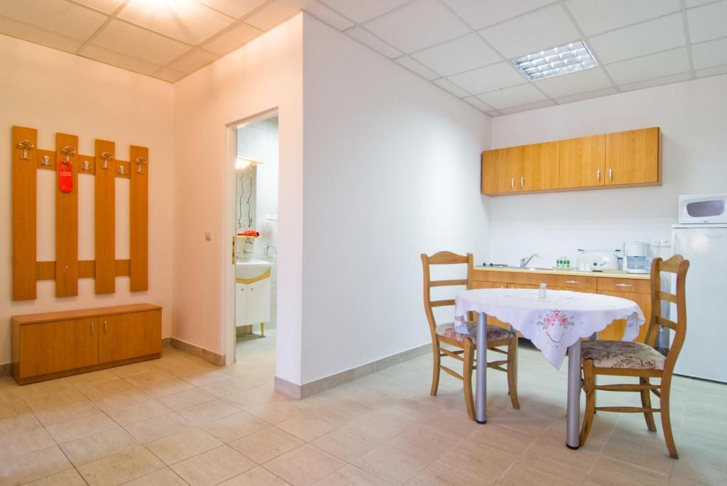Aparthotel Сигишоара Экстерьер фото